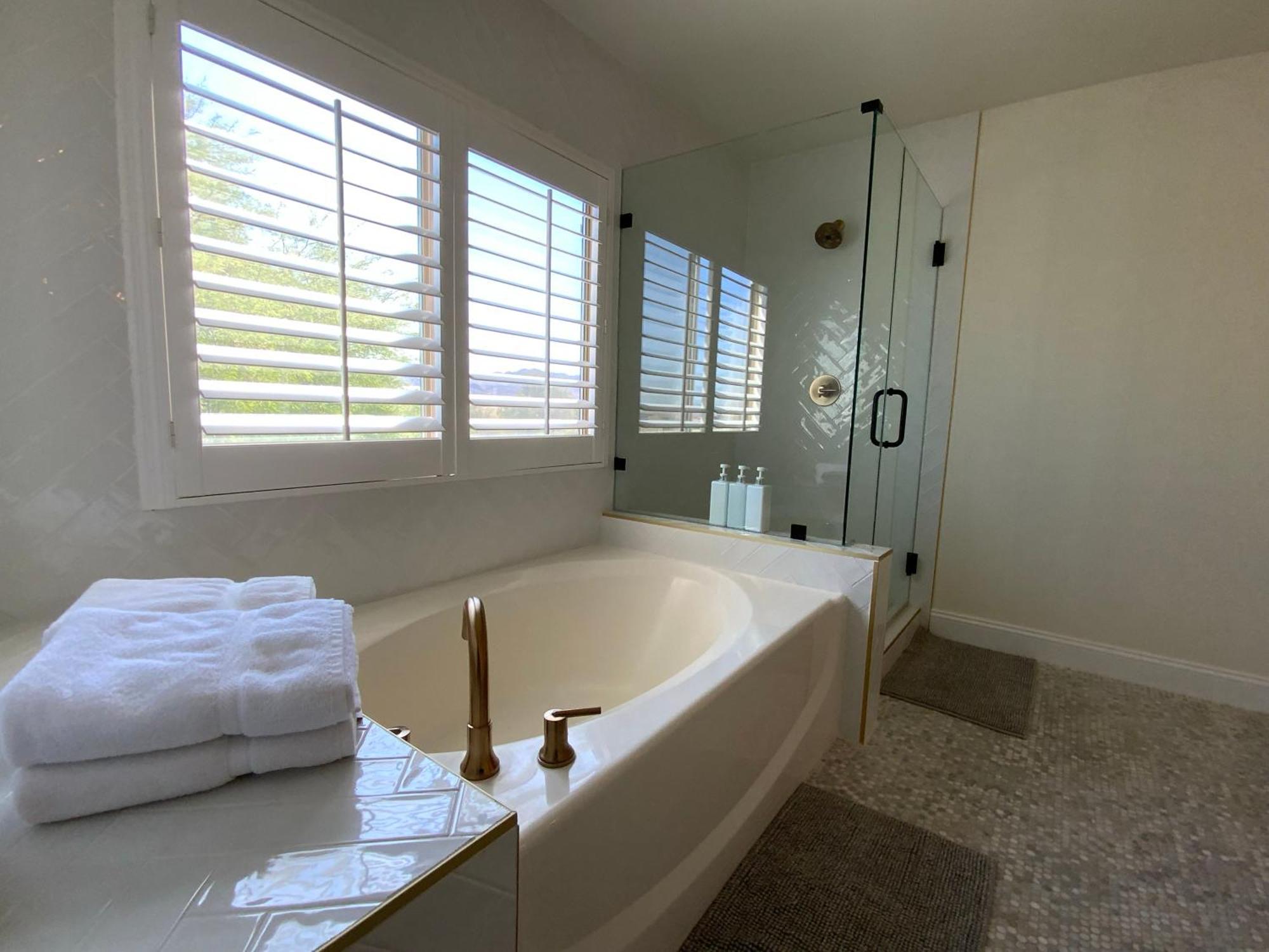 Buddha Gem, Central 6 Bed Room Luxury Home With Pool Hot Tub Game Room And Much More Las Vegas Kültér fotó